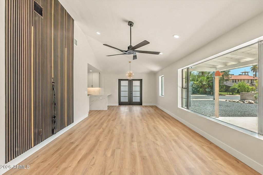 802 W EDGEMONT Avenue, Phoenix, AZ 85007 — photo 5