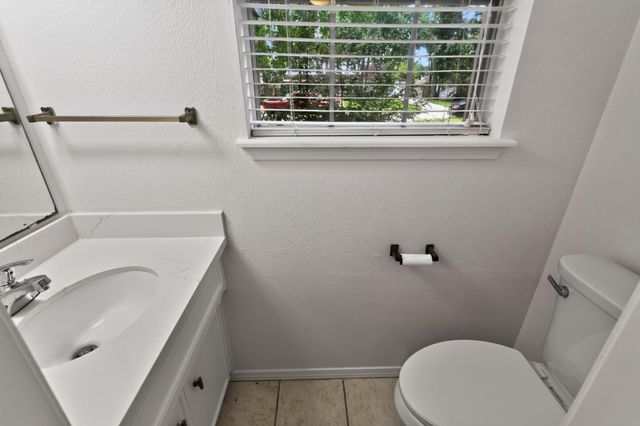 11630 Jaycreek Drive, Houston, TX 77070