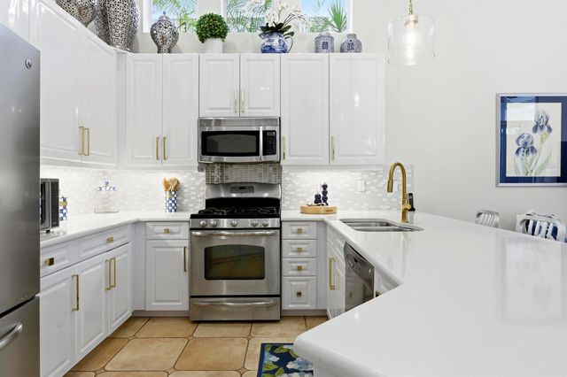 121 Sunset Bay Drive, Palm Beach Gardens, FL 33418