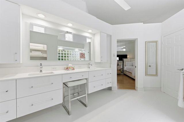 121 Sunset Bay Drive, Palm Beach Gardens, FL 33418