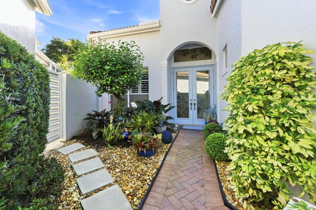 121 Sunset Bay Drive, Palm Beach Gardens, FL 33418