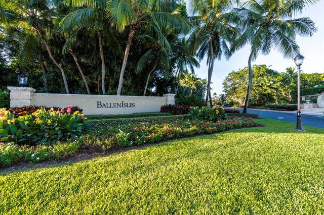 121 Sunset Bay Drive, Palm Beach Gardens, FL 33418