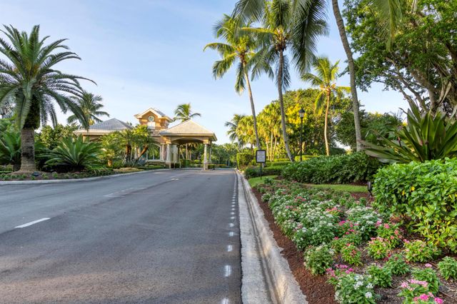 121 Sunset Bay Drive, Palm Beach Gardens, FL 33418