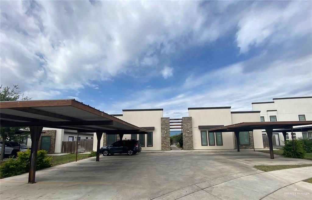 1227 White Oak Drive 2, Edinburg, TX 78539