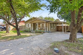 859 N Belknap Street, Stephenville, TX 76401