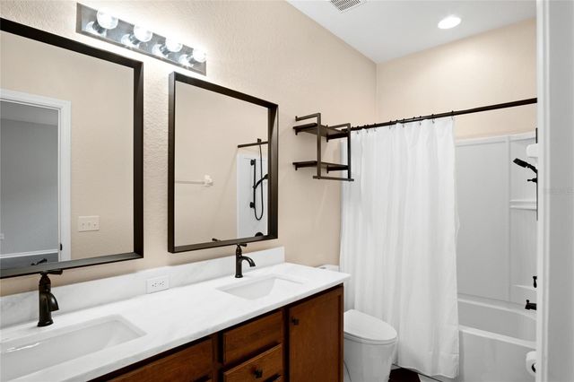 6246 SILVER LEAF, Lakeland, FL 33813