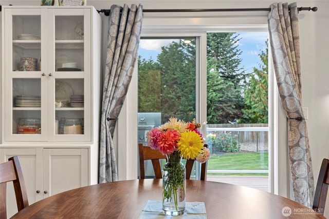 1057 Cascade Lane, Camano Island, WA 98282