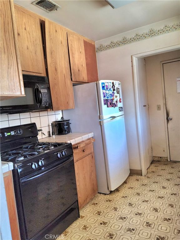 Image 12 of property listing at 7334 Garden, Riverside, CA 92504