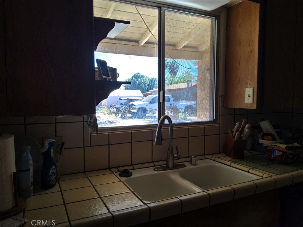 Image 6 of property listing at 7334 Garden, Riverside, CA 92504