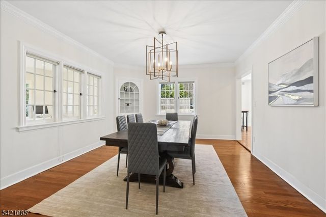 27 Barnsdale Rd, Millburn Twp., NJ 07078