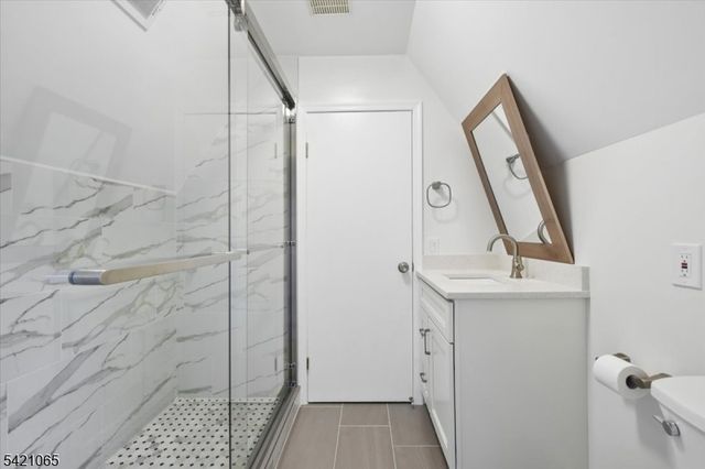 27 Barnsdale Rd, Millburn Twp., NJ 07078