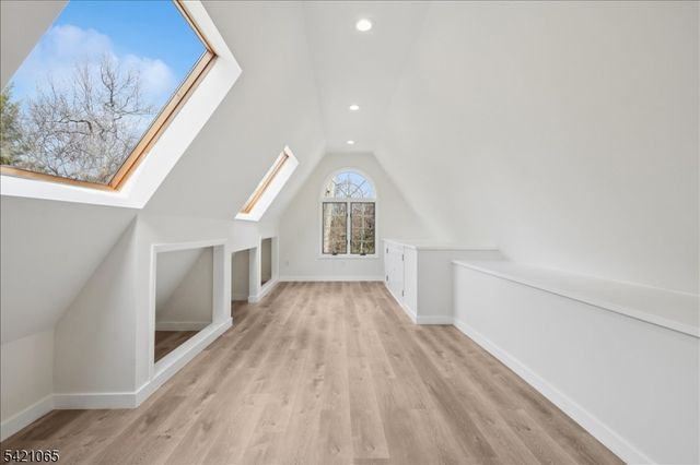 27 Barnsdale Rd, Millburn Twp., NJ 07078