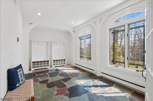 27 Barnsdale Rd, Millburn Twp., NJ 07078