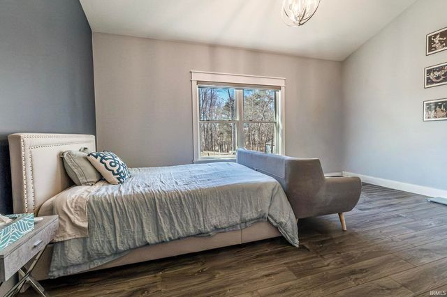 1370 S Smith Road, Bloomington, IN 47401