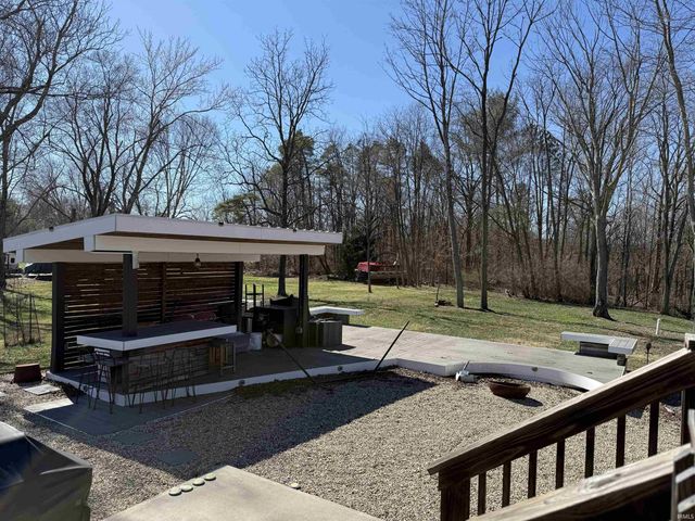 1370 S Smith Road, Bloomington, IN 47401