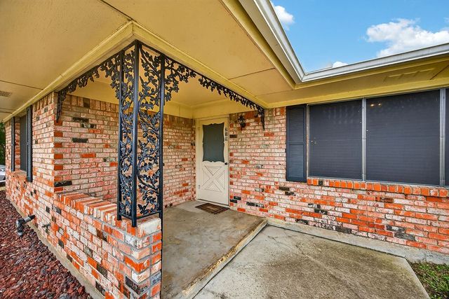 219 W Jefferson Street, Palmer, TX 75152