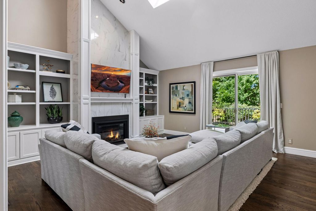 1159 Hollybrook Drive, Wayzata, MN 55391 — photo 5