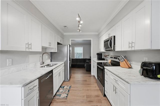 668 Goose Creek RD, Virginia Beach, VA 23462