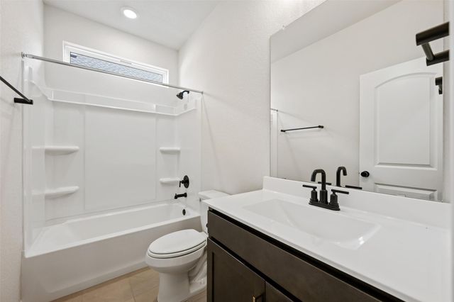 12601 Raven Meadow DR, Buda, TX 78610