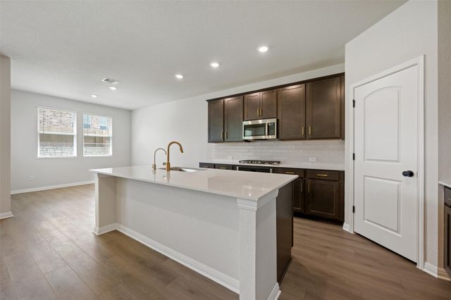 12601 Raven Meadow DR, Buda, TX 78610