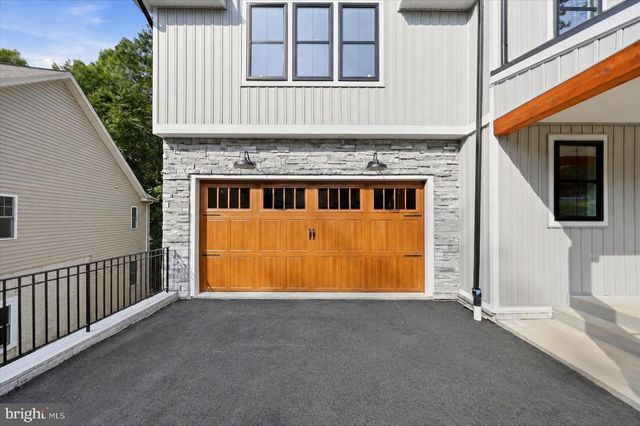 6714 WOODRIDGE RD, New Market, MD 21774