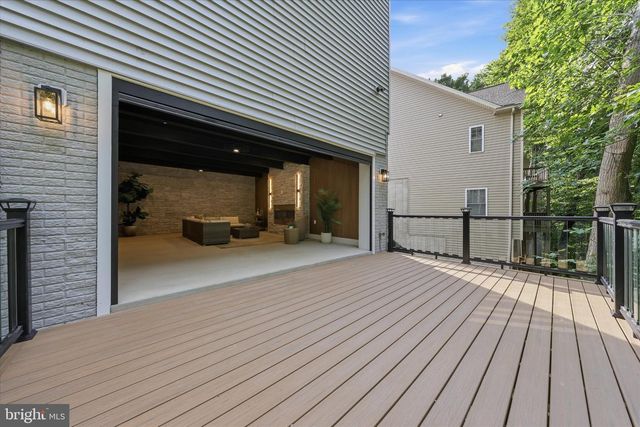 6714 WOODRIDGE RD, New Market, MD 21774
