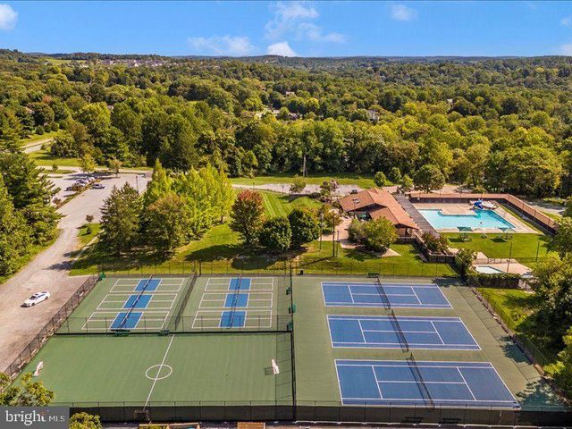 6714 WOODRIDGE RD, New Market, MD 21774