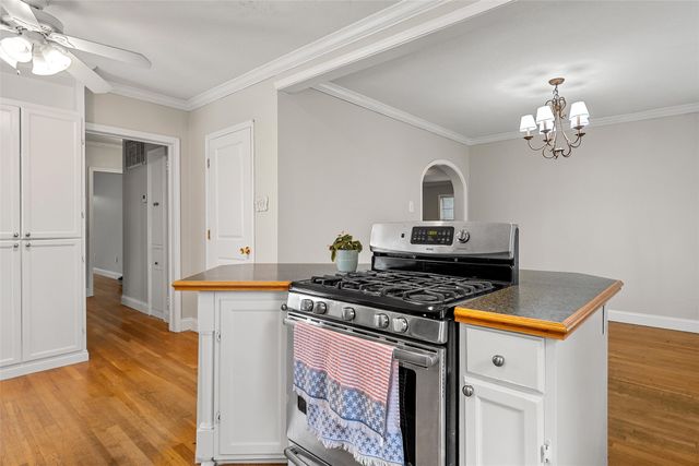 2530 Colcord Avenue, Waco, TX 76707