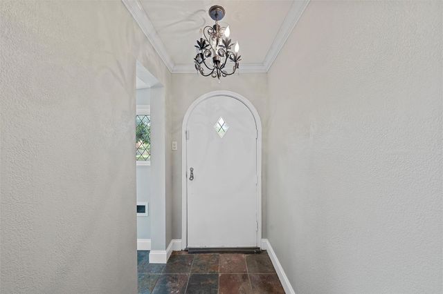 2530 Colcord Avenue, Waco, TX 76707