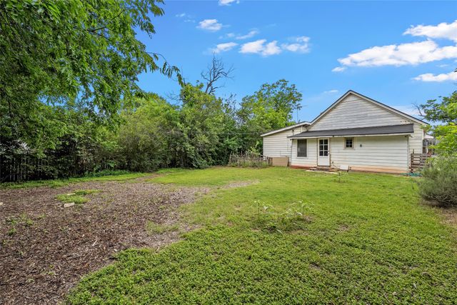2530 Colcord Avenue, Waco, TX 76707