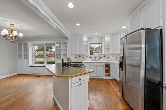 2530 Colcord Avenue, Waco, TX 76707