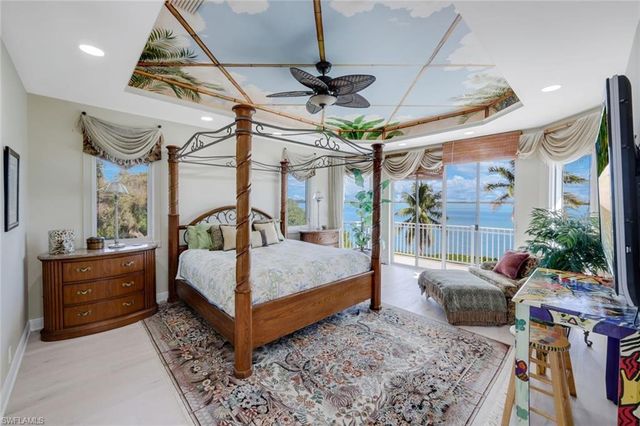 831 Caxambas DR, Marco Island, FL 34145