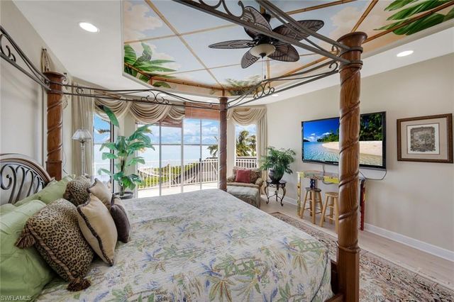 831 Caxambas DR, Marco Island, FL 34145