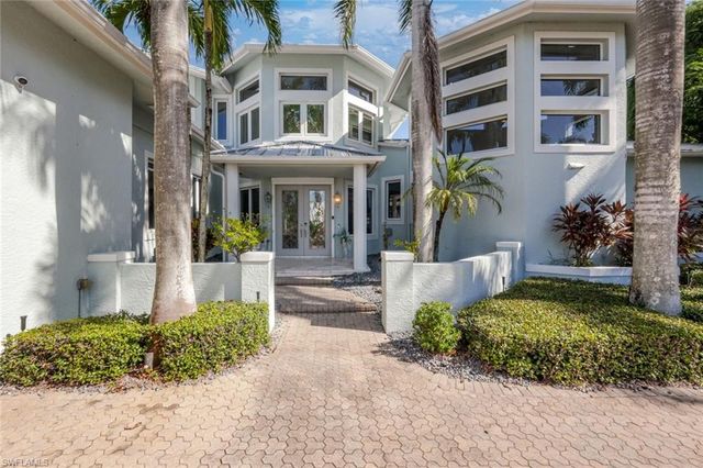 831 Caxambas DR, Marco Island, FL 34145