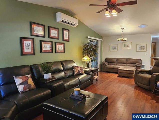 1825-1835 Turnage St NW, Salem, OR 97304