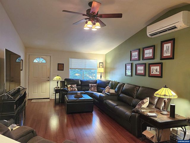 1825-1835 Turnage St NW, Salem, OR 97304