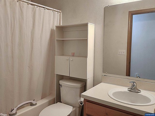 1825-1835 Turnage St NW, Salem, OR 97304