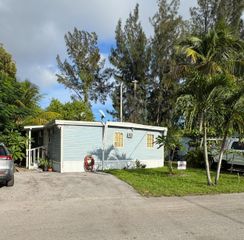 1221 Elizabeth Ave,, West Palm Beach, FL 33401
