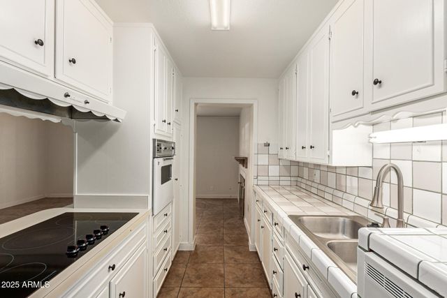 1126 N 74TH Street, Scottsdale, AZ 85257