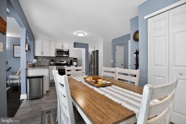 9 BROMLEY CT, Atco, NJ 08004