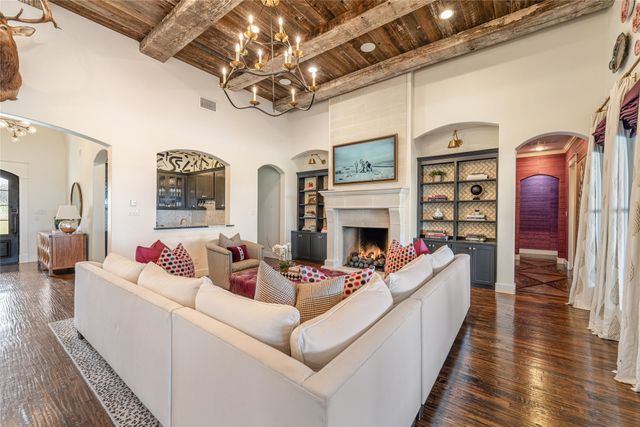 223 Angelina Drive, Aledo, TX 76008