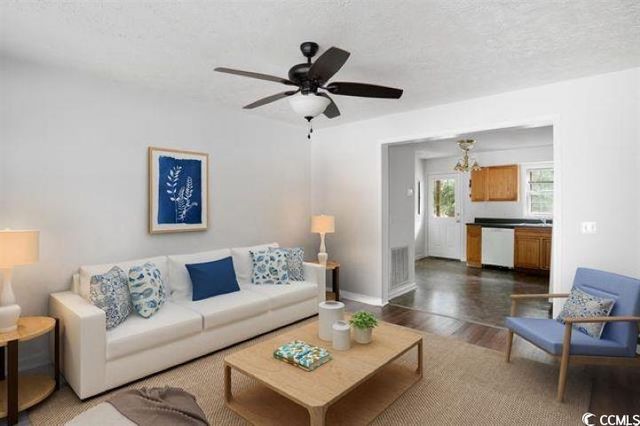 2201 John Henry Ln., Myrtle Beach, SC 29579