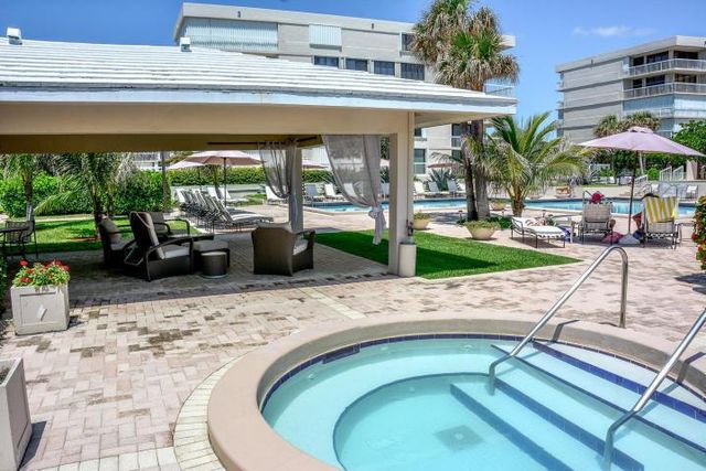 3250 S Ocean Boulevard 507n, Palm Beach, FL 33480