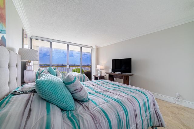 3250 S Ocean Boulevard 507n, Palm Beach, FL 33480