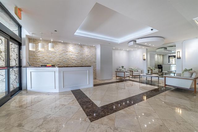 3250 S Ocean Boulevard 507n, Palm Beach, FL 33480