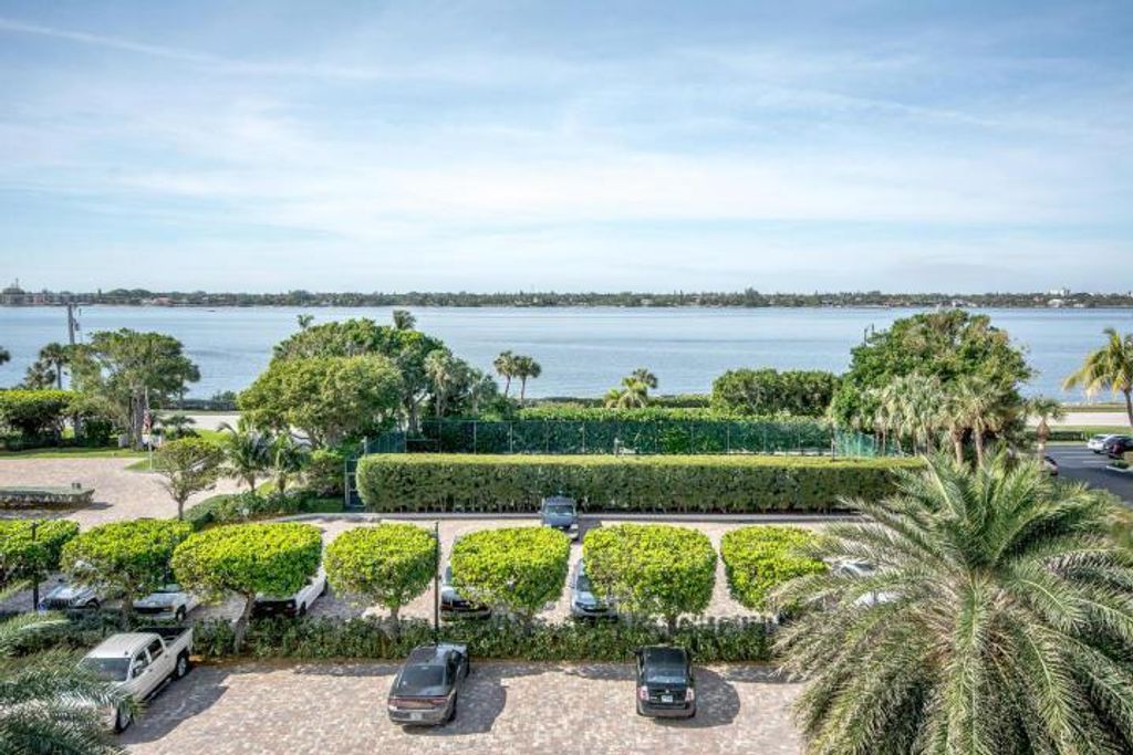3250 S Ocean Boulevard 507n, Palm Beach, FL 33480