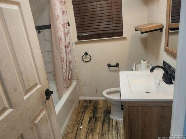 139 Grapeland, San Antonio, TX 78214