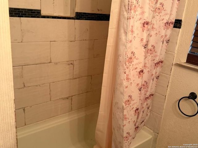 139 Grapeland, San Antonio, TX 78214