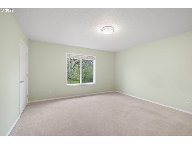 1716 Se 283RD Ave, Camas, WA 98607