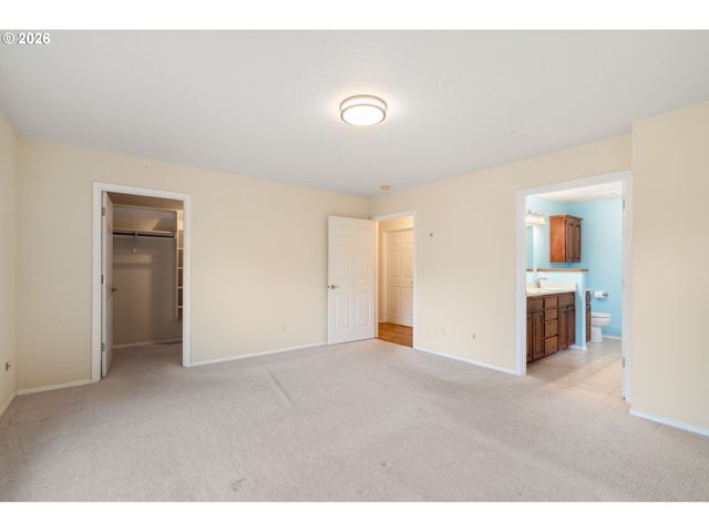 1716 Se 283RD Ave, Camas, WA 98607